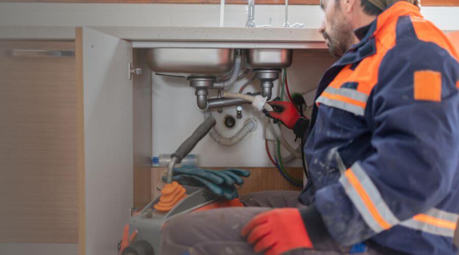 Professional tankless water heater installation services in Davison, MI